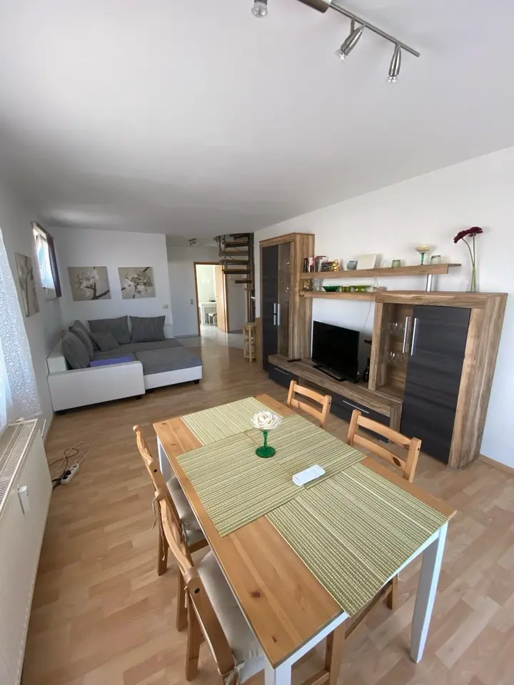 3 Zimmer Wohnung mit 67 m² in Esslingen am Neckar – Bild 1