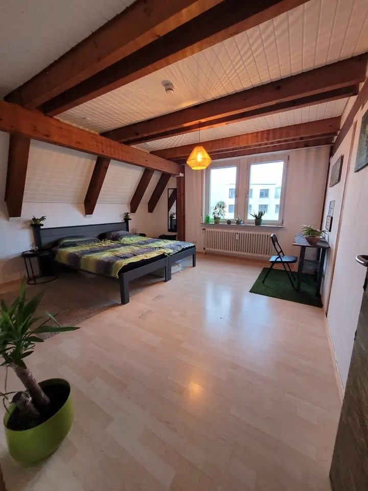 7 Zimmer Wohnung mit 170 m² in Weingarten – Bild 3