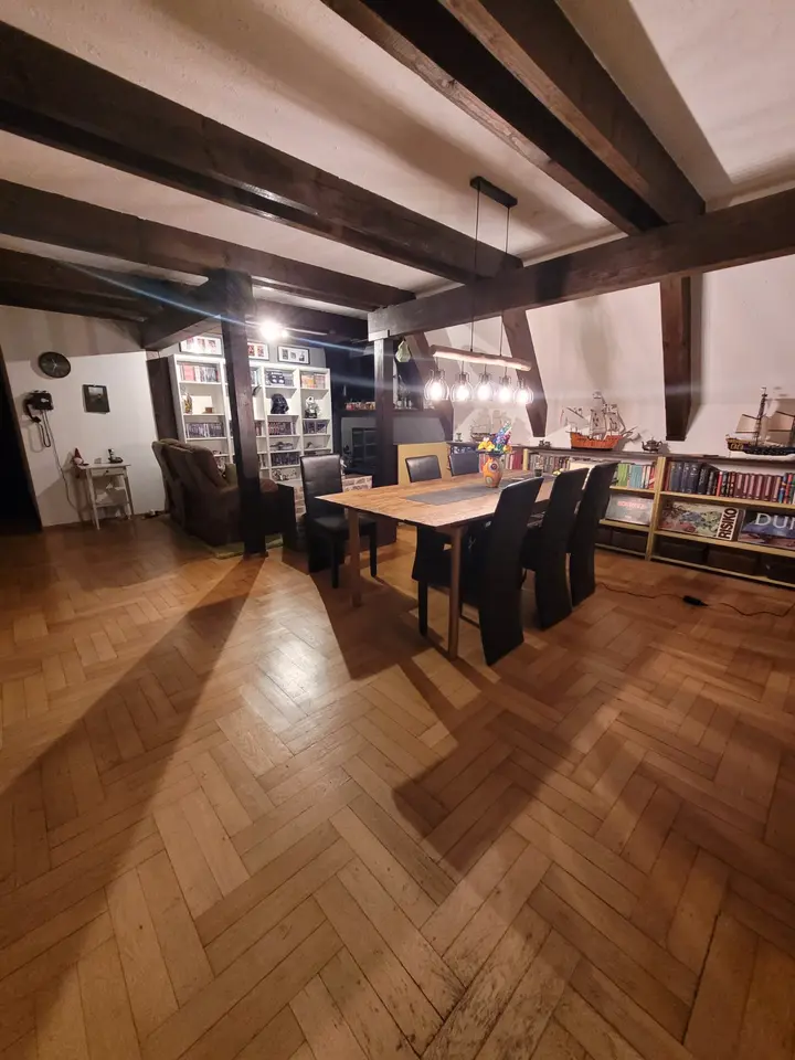 7 Zimmer Wohnung mit 170 m² in Weingarten – Bild 4