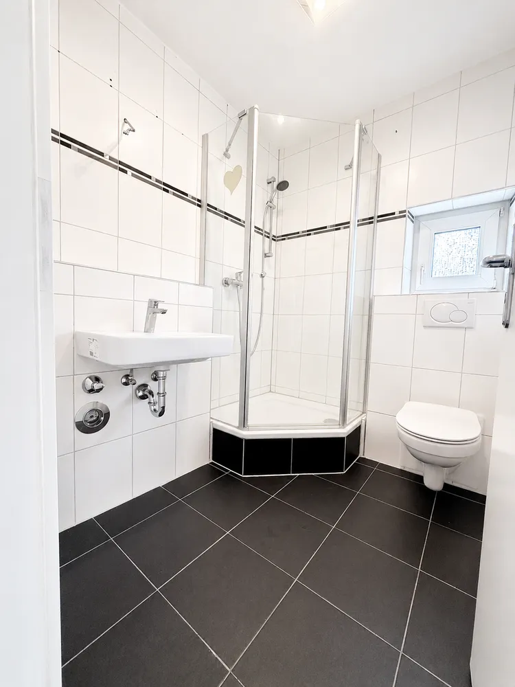 4 Zimmer Wohnung mit 88 m² in Leverkusen – Bild 11
