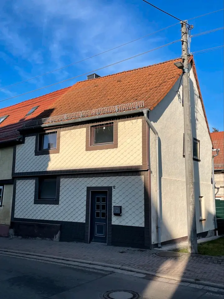 7 Zimmer Haus mit 75 m² in Eisenach – Bild 1