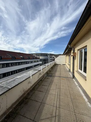 4 Zimmer Wohnung mit 104 m² in Stuttgart – Bild 1