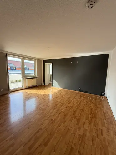 4 Zimmer Wohnung mit 104 m² in Stuttgart – Bild 2