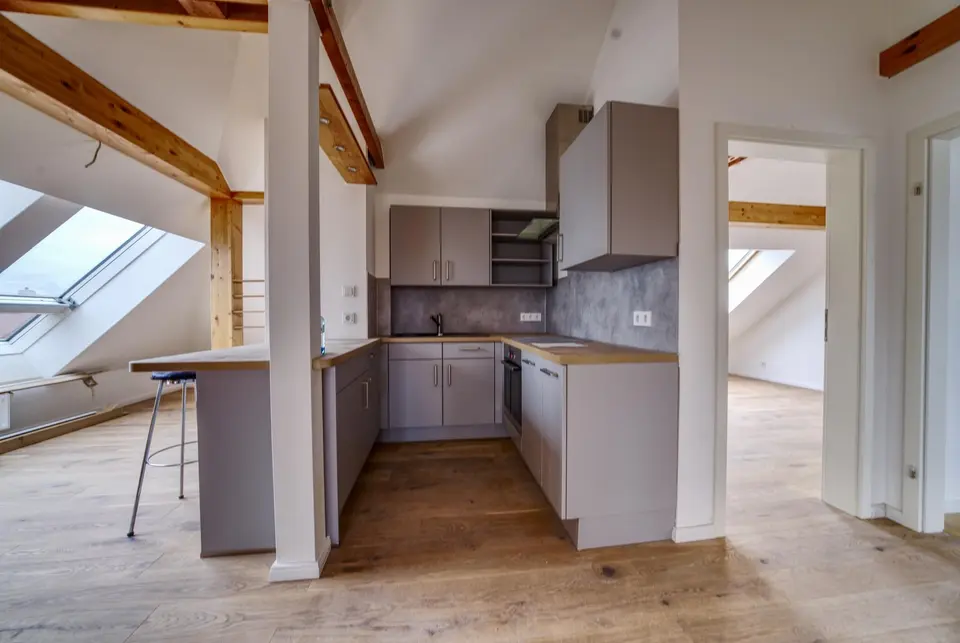 2 Zimmer Wohnung mit 70 m² in Zwickau – Bild 3