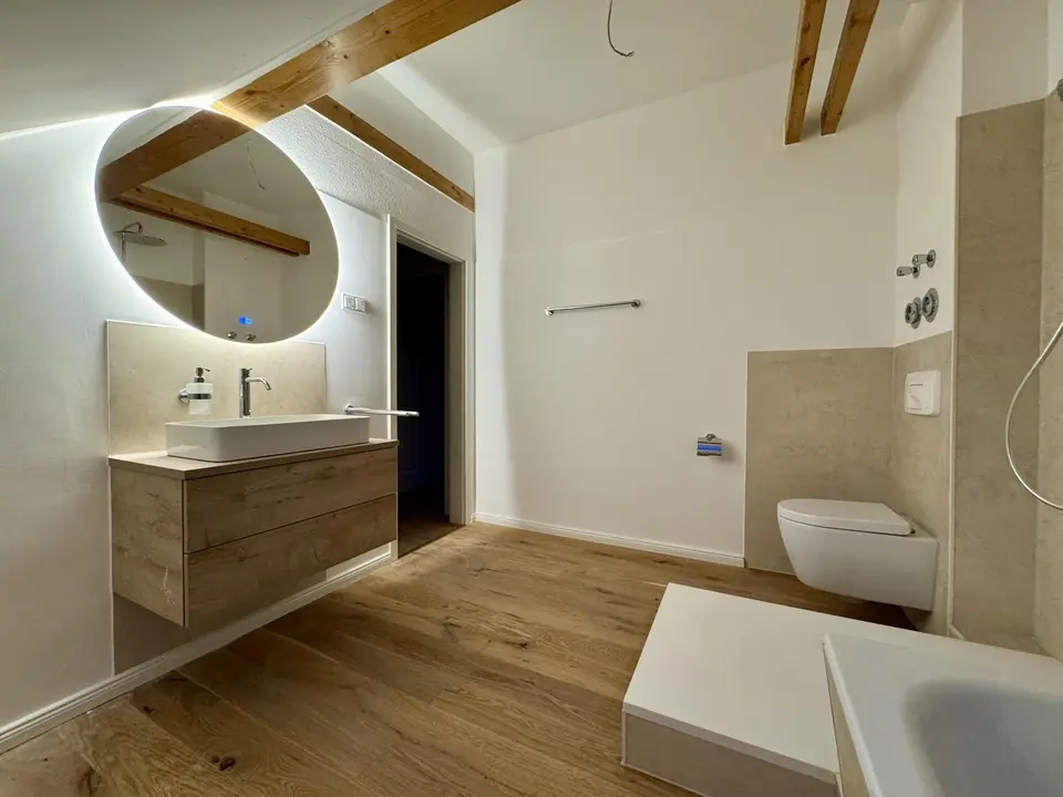 2 Zimmer Wohnung mit 70 m² in Zwickau – Bild 4