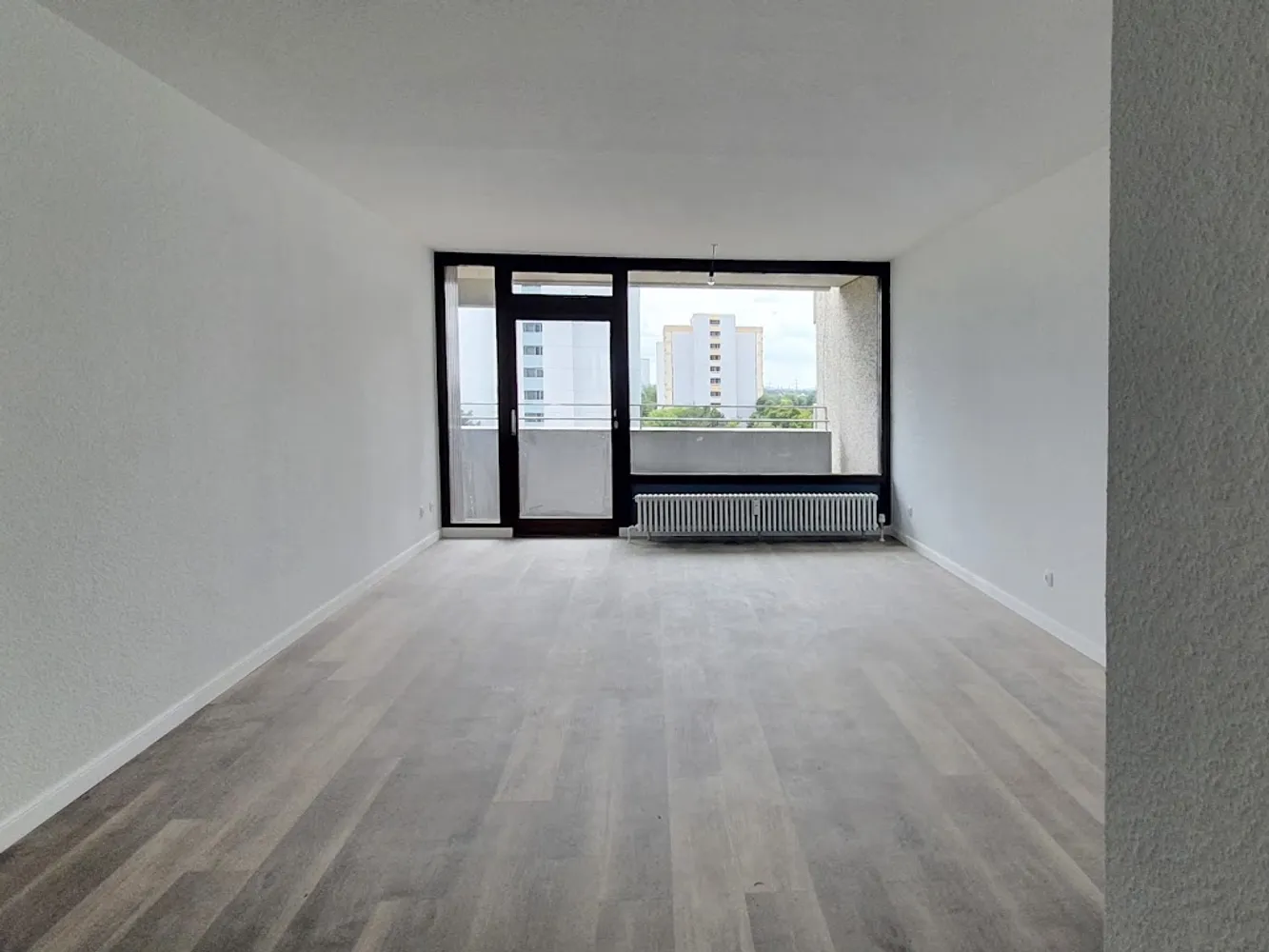 4 Zimmer Wohnung mit 101 m² in Mannheim – Bild 2