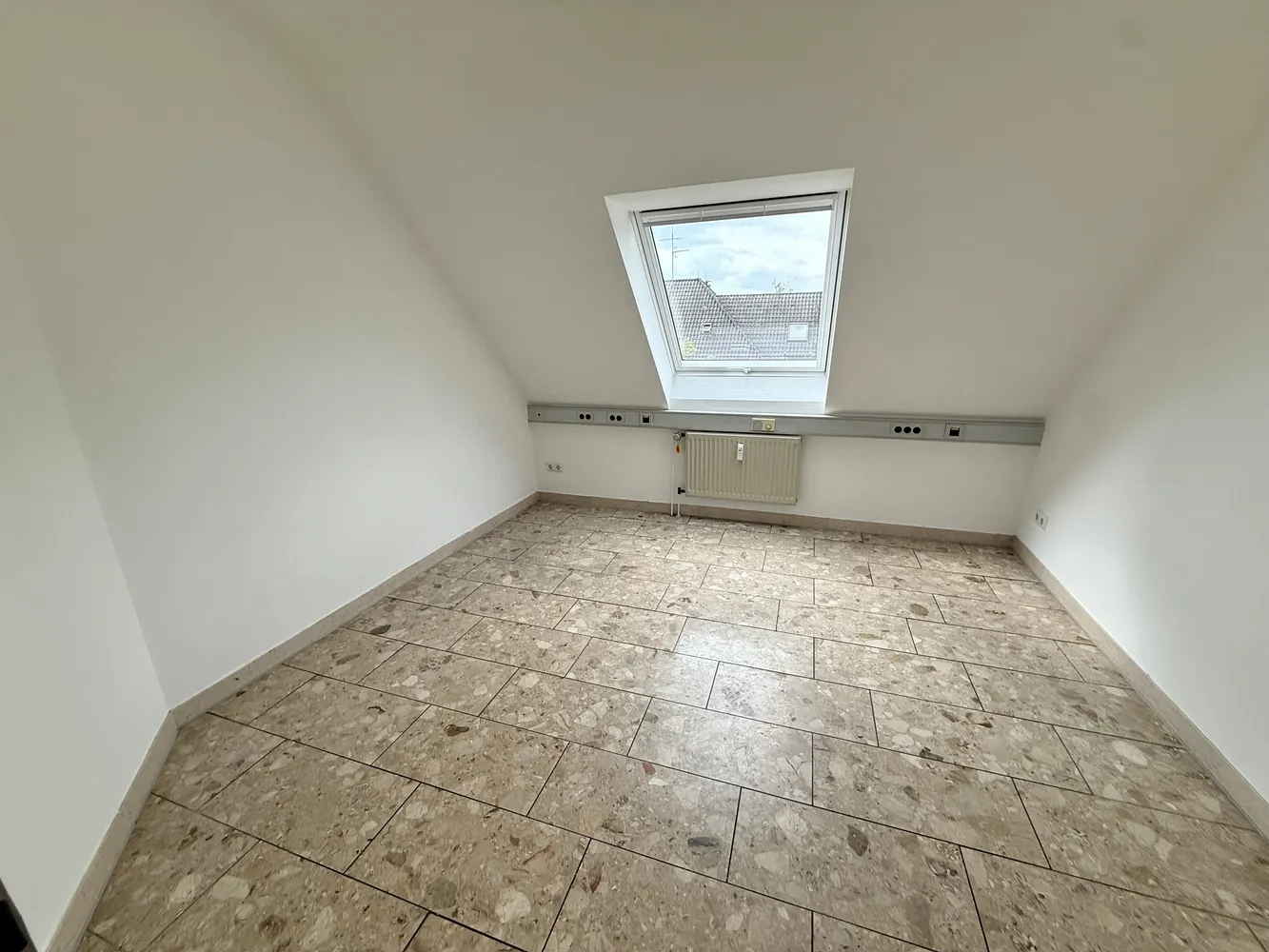 4 Zimmer Wohnung mit 110 m² in Oberhausen – Bild 11
