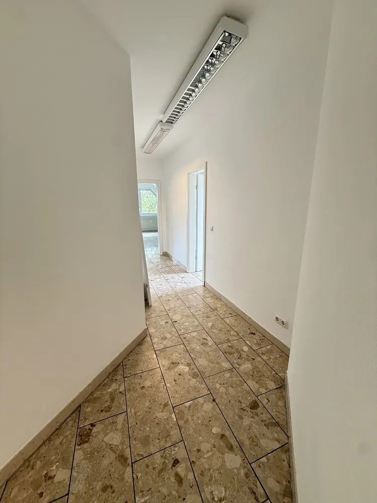 4 Zimmer Wohnung mit 110 m² in Oberhausen – Bild 9