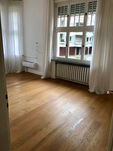 5 Zimmer Wohnung mit 177 m² in Mönchengladbach – Bild 2