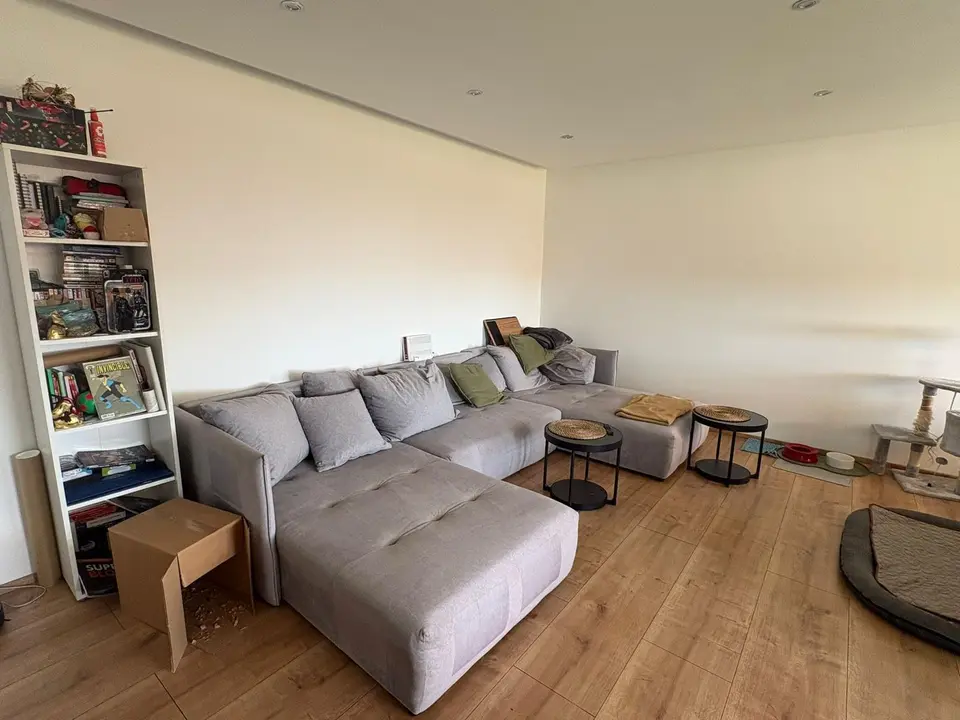 4 Zimmer Wohnung mit 100 m² in Bonn – Bild 2