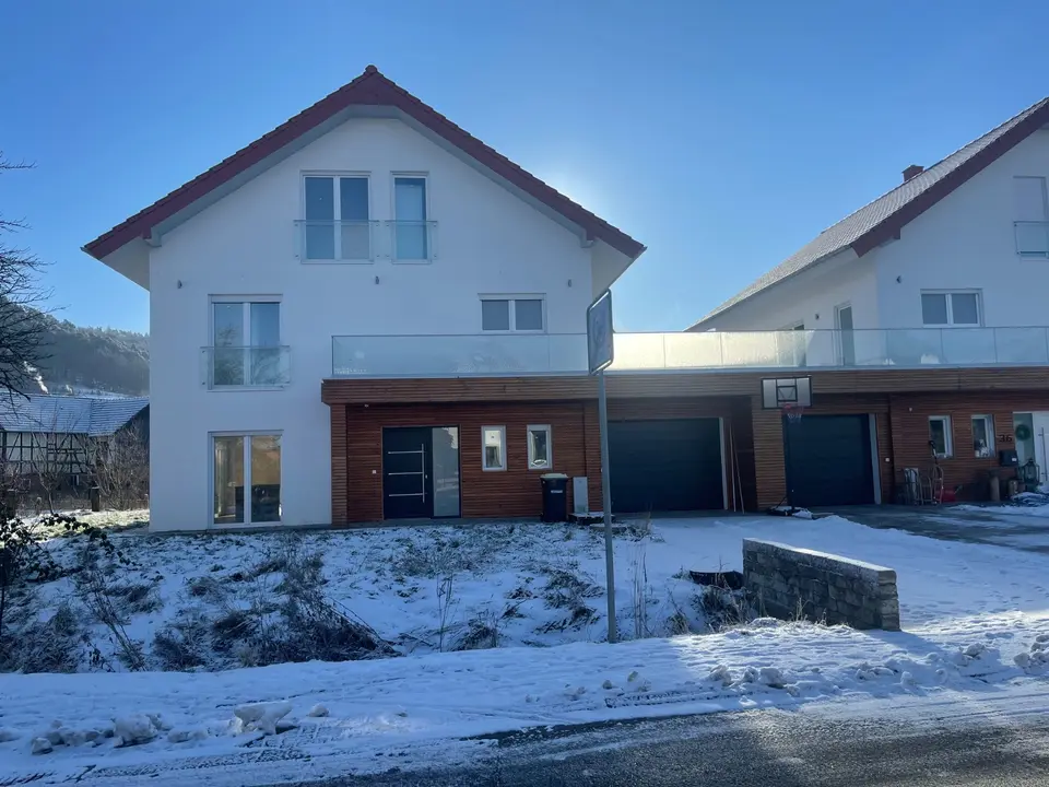 7 Zimmer Haus mit 250 m² in Marburg – Bild 3