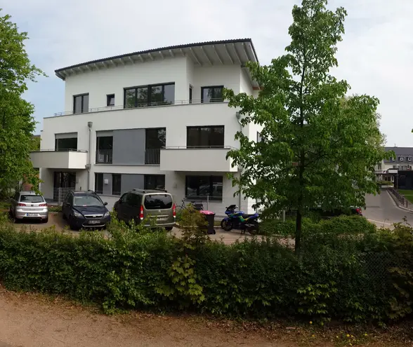 3 Zimmer Wohnung mit 106 m² in Neuss – Bild 2