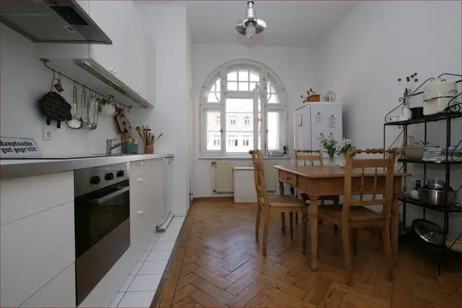 5 Zimmer Wohnung mit 110 m² in Regensburg – Bild 4
