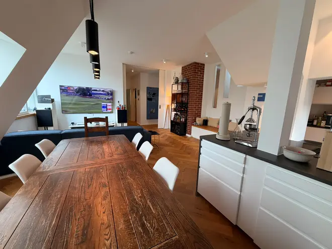 4 Zimmer Wohnung mit 115 m² in Berlin – Bild 1