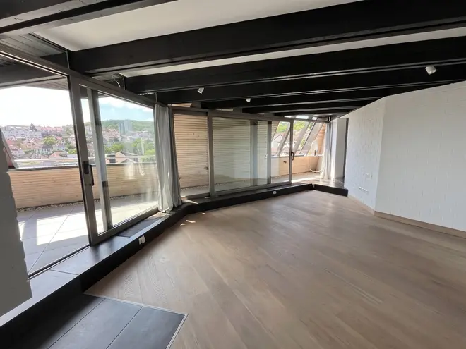 5 Zimmer Wohnung mit 109 m² in Stuttgart – Bild 2
