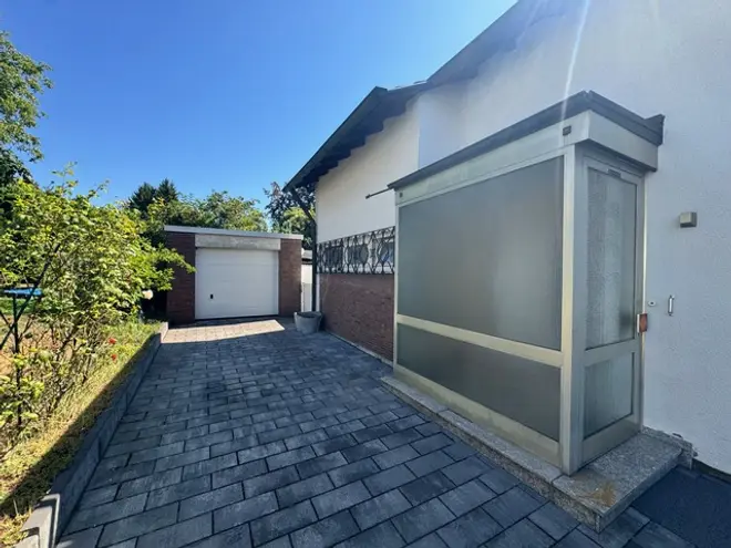 8 Zimmer Haus mit 200 m² in Frankfurt am Main – Bild 2