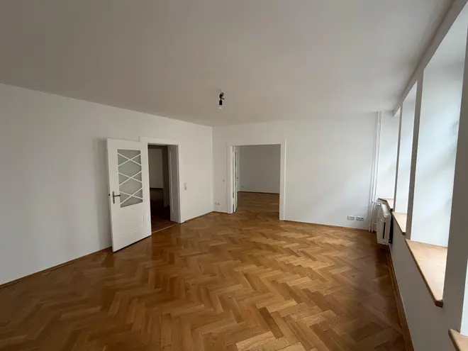 4 Zimmer Wohnung mit 100 m² in Halle (Saale) – Bild 3