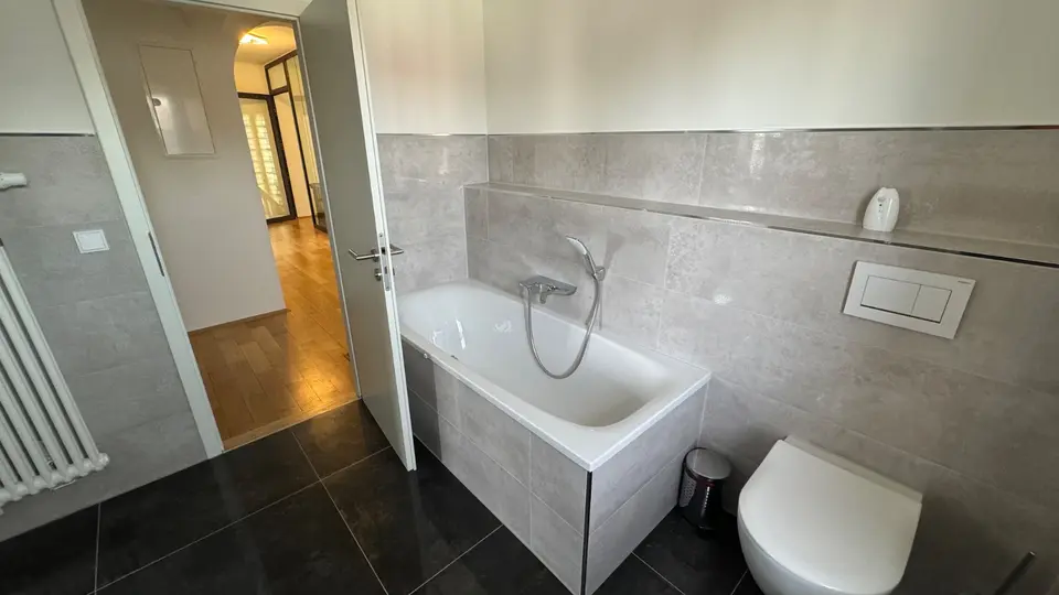 5 Zimmer Wohnung mit 145 m² in Weimar – Bild 6