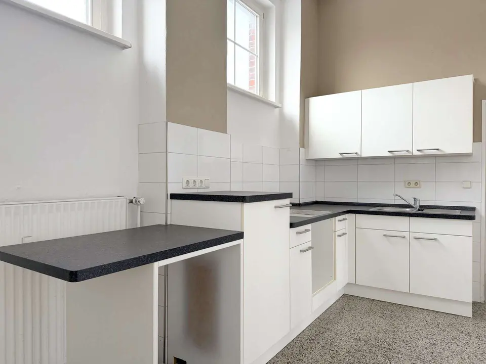 2 Zimmer Wohnung mit 128 m² in Wilhelmshaven – Bild 2