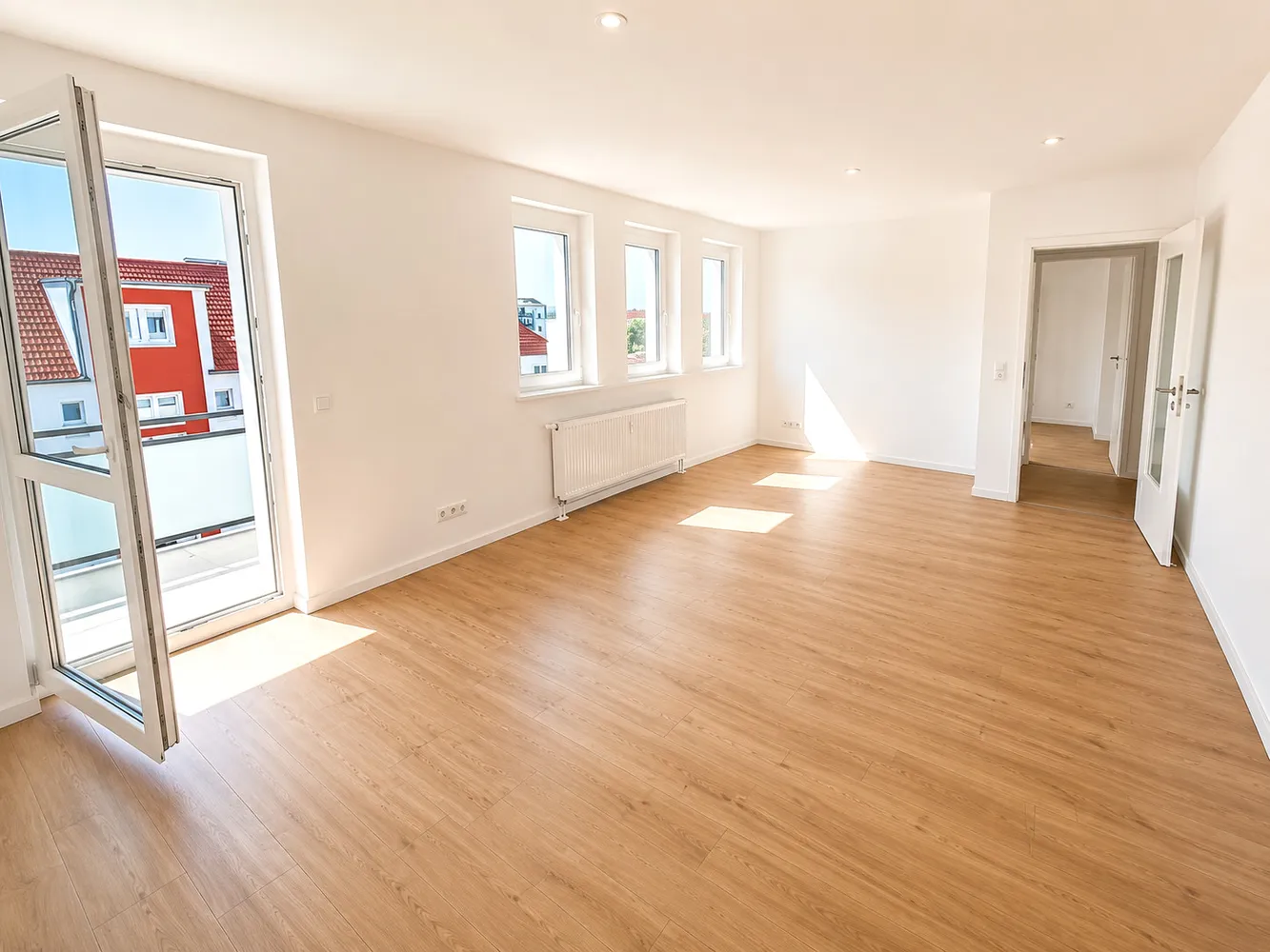 5 Zimmer Wohnung mit 116 m² in Magdeburg – Bild 2