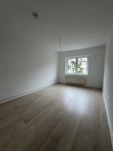 5 Zimmer Wohnung mit 121 m² in Hannover – Bild 3