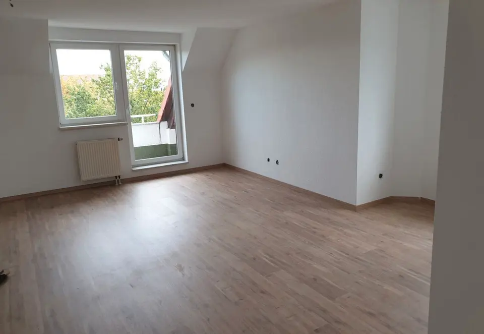3 Zimmer Wohnung mit 96 m² in Sangerhausen – Bild 2