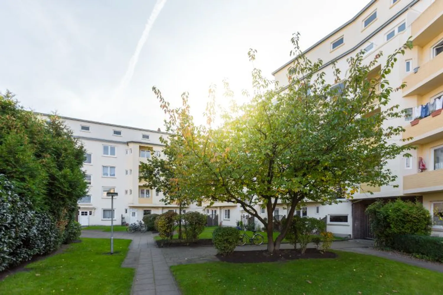 2 Zimmer Wohnung mit 77 m² in Bremerhaven – Bild 2
