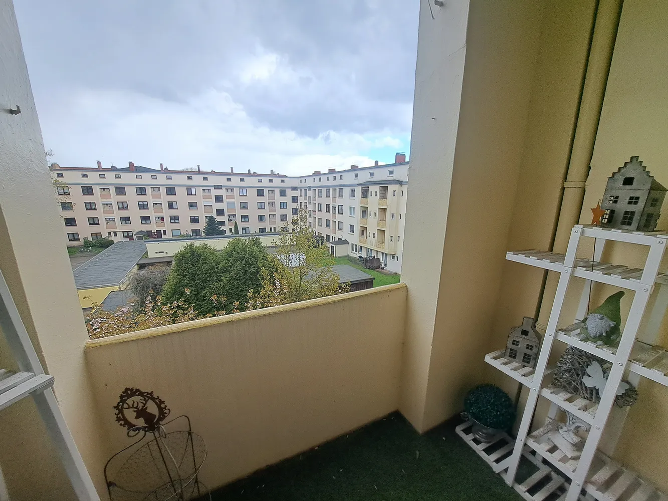 2 Zimmer Wohnung mit 77 m² in Bremerhaven – Bild 8
