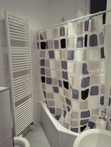 WG-Zimmer mit 25 m² in Frankfurt am Main – Bild 6