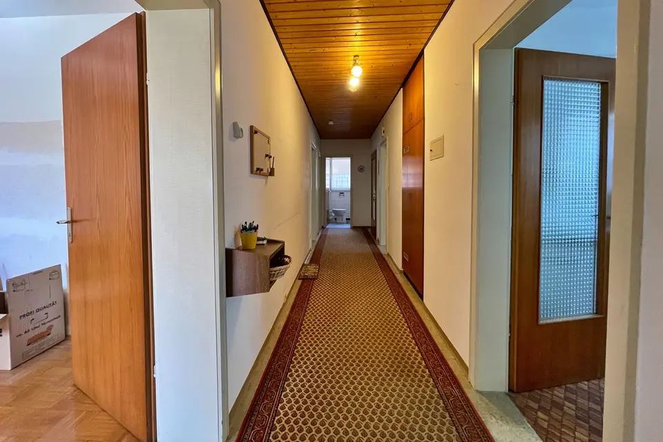 11 Zimmer Haus mit 220 m² in Tübingen – Bild 4