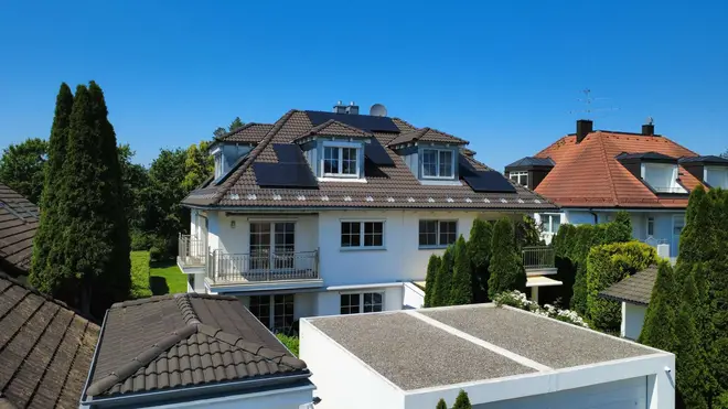 7 Zimmer Haus mit 202 m² in München – Bild 1