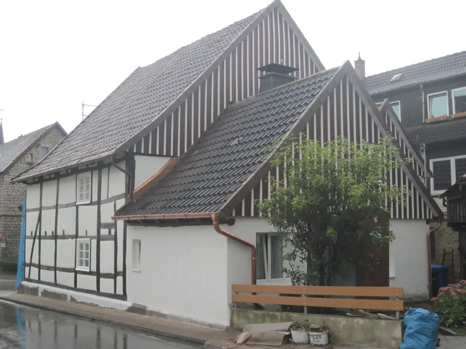7 Zimmer Haus mit 137 m² in Einbeck – Bild 2