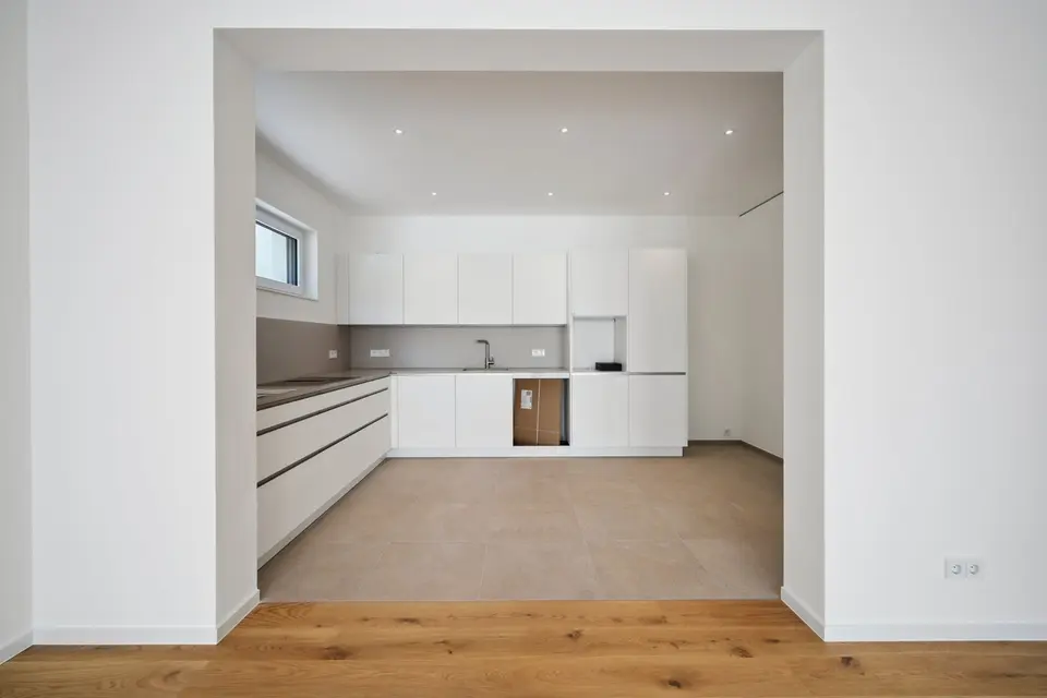 3 Zimmer Wohnung mit 115 m² in Würzburg – Bild 2