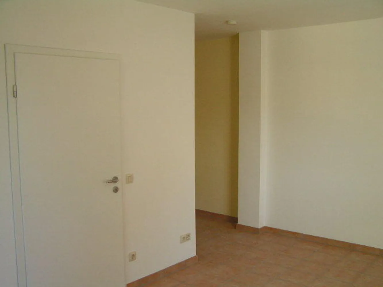 1 Zimmer Wohnung mit 28 m² in Bonn – Bild 2