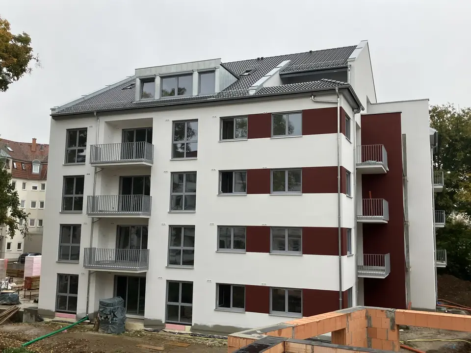 4 Zimmer Wohnung mit 107 m² in Gera – Bild 2