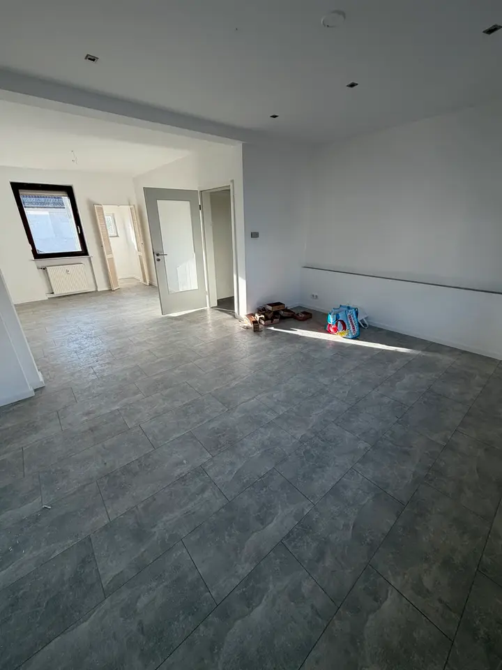 5 Zimmer Wohnung mit 120 m² in Hanau – Bild 2