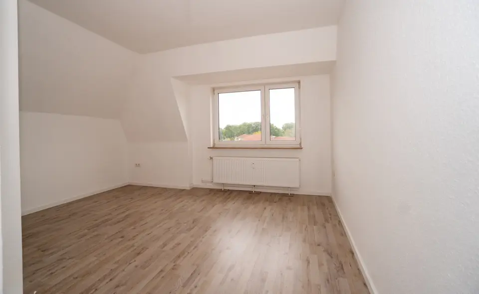2 Zimmer Wohnung mit 42 m² in Delmenhorst – Bild 2