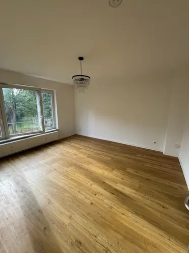 2 Zimmer Wohnung mit 57 m² in Lübeck – Bild 2