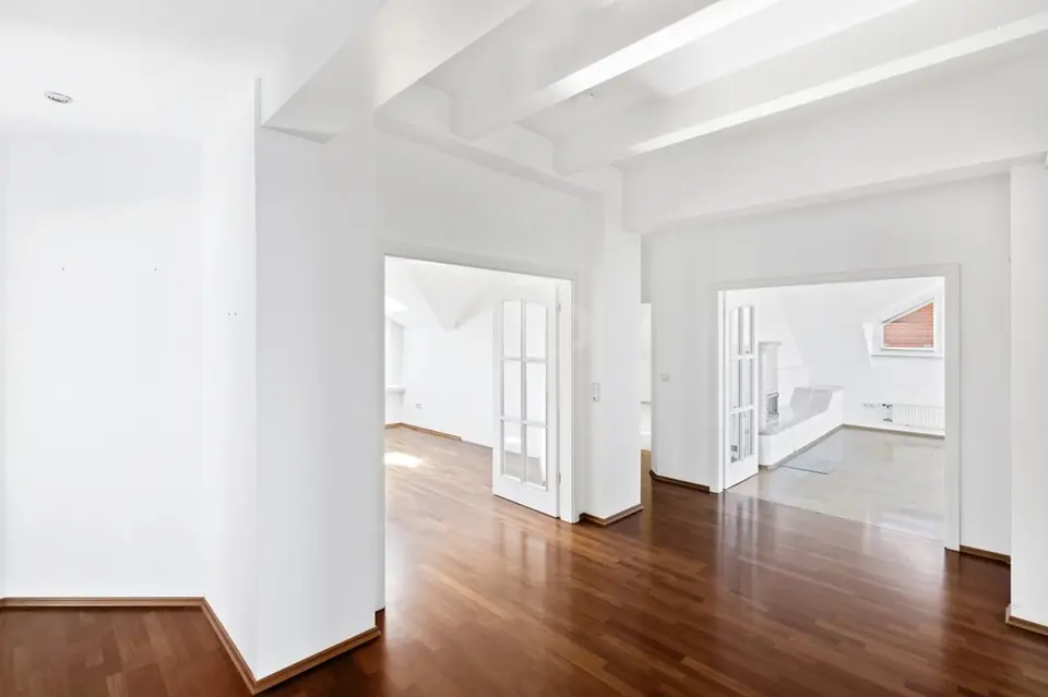 5 Zimmer Wohnung mit 169 m² in Augsburg – Bild 5