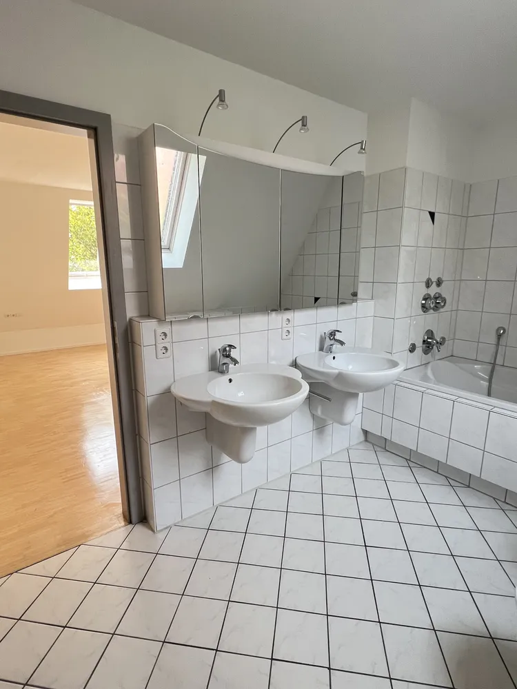 4 Zimmer Wohnung mit 148 m² in Sindelfingen – Bild 12