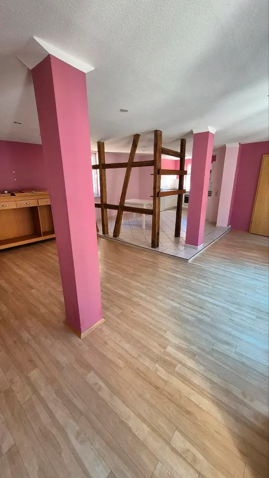 3 Zimmer Wohnung mit 110 m² in Gera – Bild 2