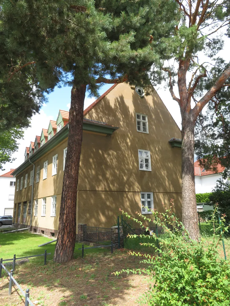 4 Zimmer Wohnung mit 69 m² in Potsdam – Bild 1
