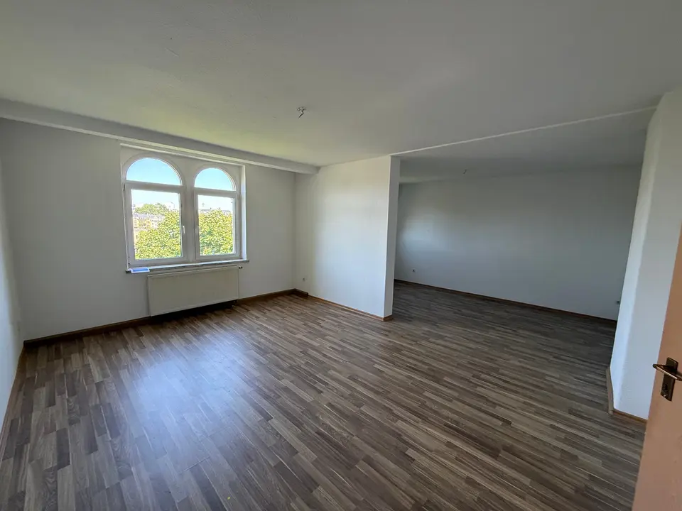 3 Zimmer Wohnung mit 83 m² in Plauen – Bild 2