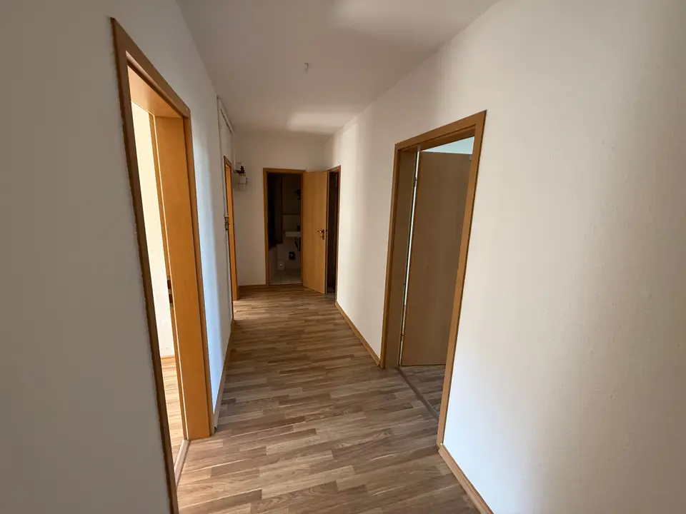 3 Zimmer Wohnung mit 83 m² in Plauen – Bild 5