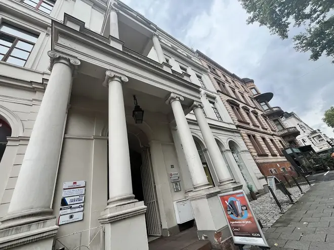 3 Zimmer Wohnung mit 100 m² in Wiesbaden – Bild 4