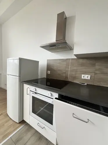 3 Zimmer Wohnung mit 100 m² in Wiesbaden – Bild 3