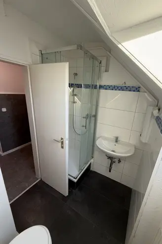 2 Zimmer Wohnung mit 42 m² in Wiesbaden – Bild 6
