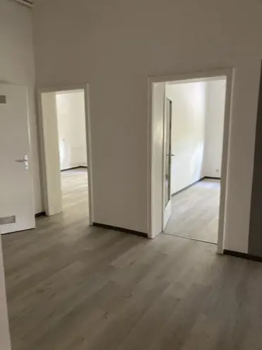 3 Zimmer Wohnung mit 102 m² in Mannheim – Bild 2