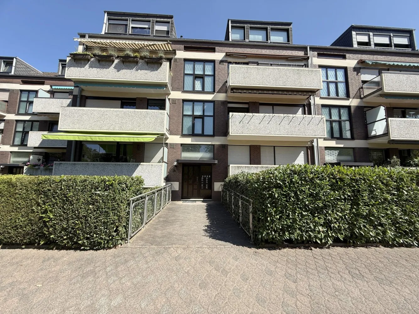 1 Zimmer Wohnung mit 34 m² in Oberhausen – Bild 1