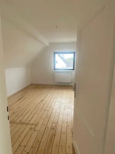4 Zimmer Haus mit 90 m² in Leverkusen – Bild 3